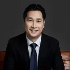 Figure → DrTan-doctor-desktop.jpg